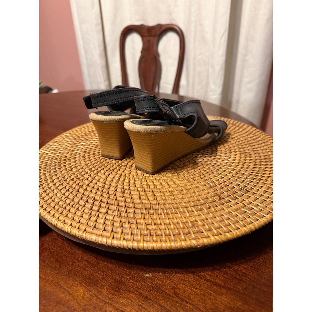 Clarks Collection Black Leather Wedge Sandals Ultimate Comfort Womens 7.5 - Picture 7 of 11